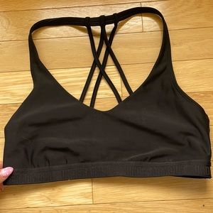 Medium Under Armour Sports Bra 🖤